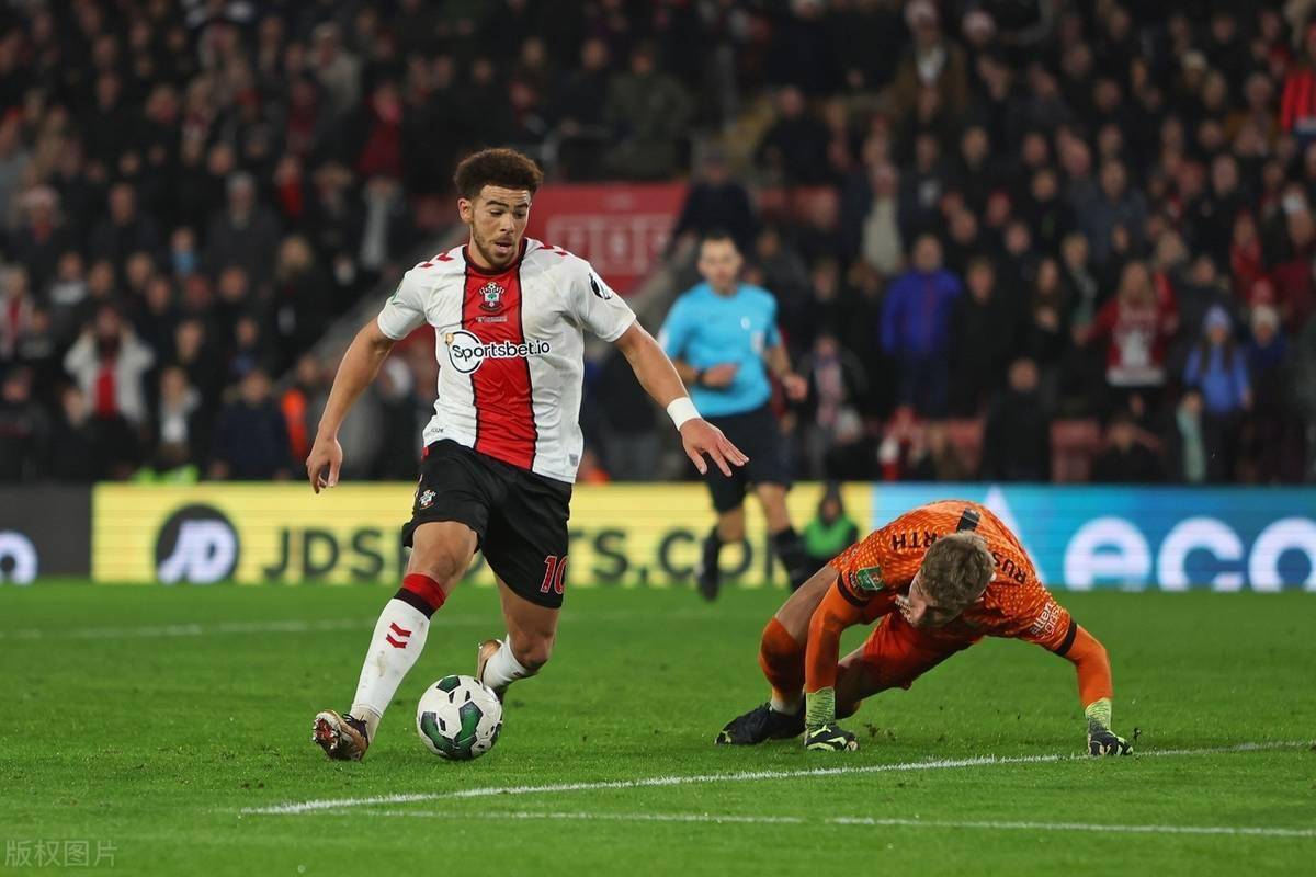 南安普顿热血沸腾，对阵斯旺西的简单介绍