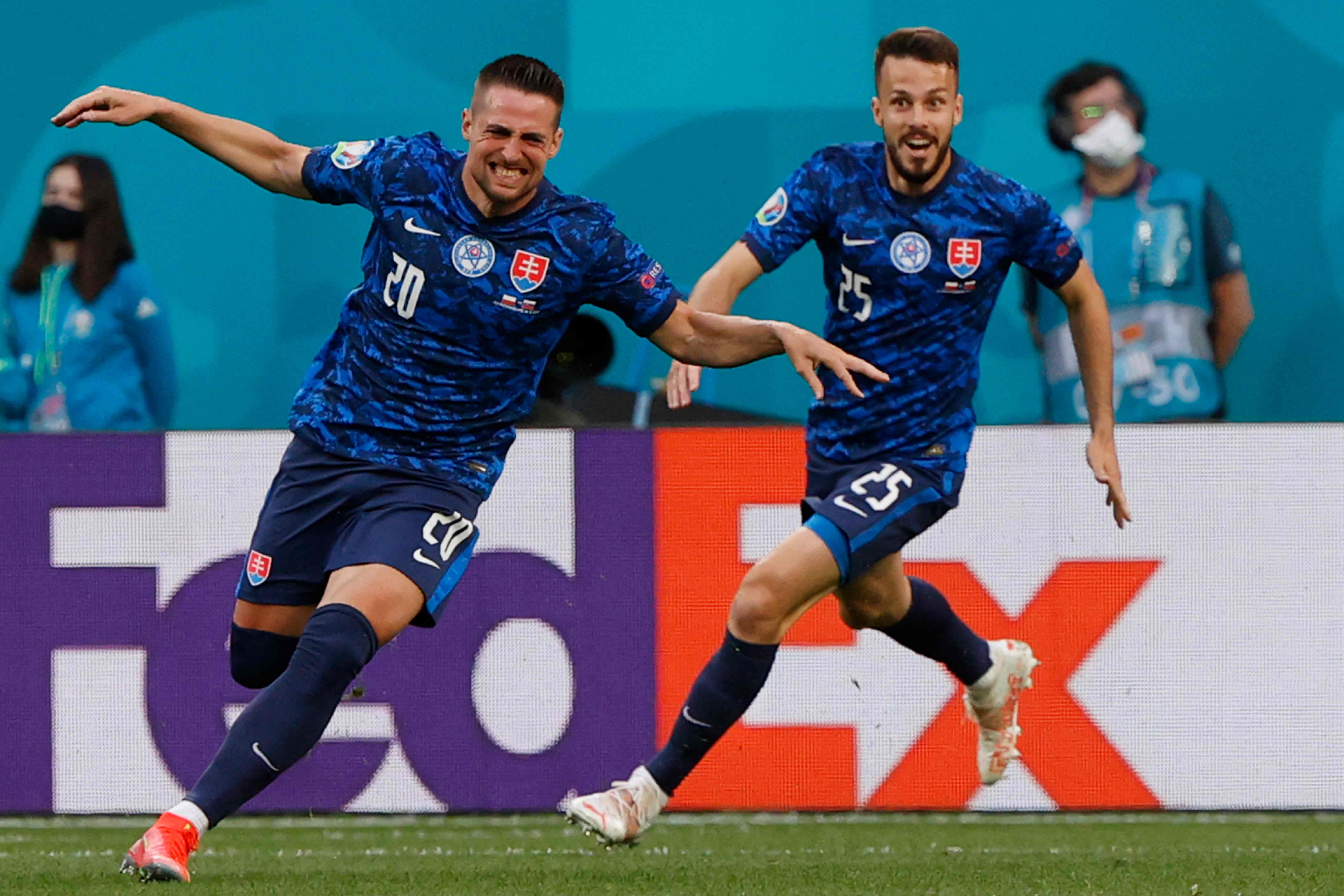 DB电竞平台-斯洛伐克队遭遇波兰队挑战，决战晋级