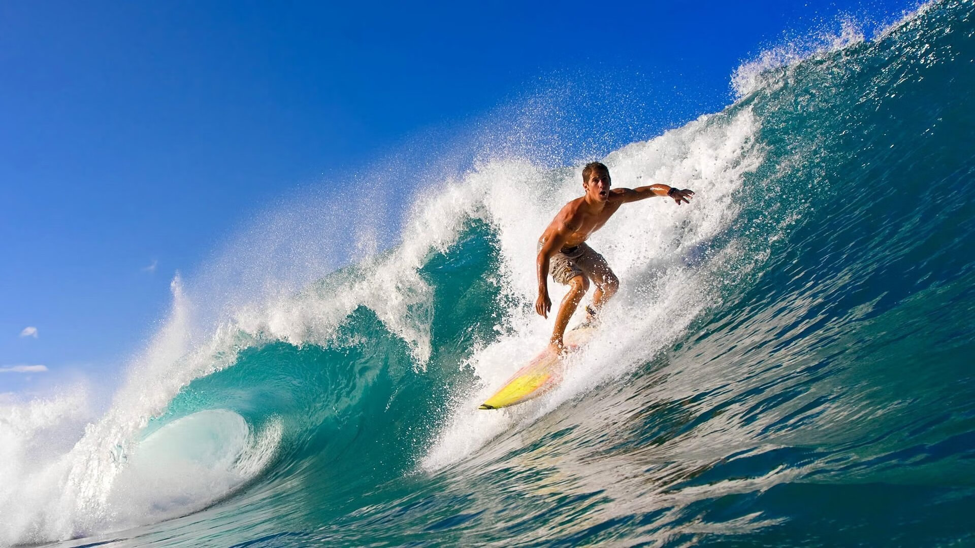 当勇士的浪花撞上希腊铁壁，字母哥的统治级数据如何改写比赛语言