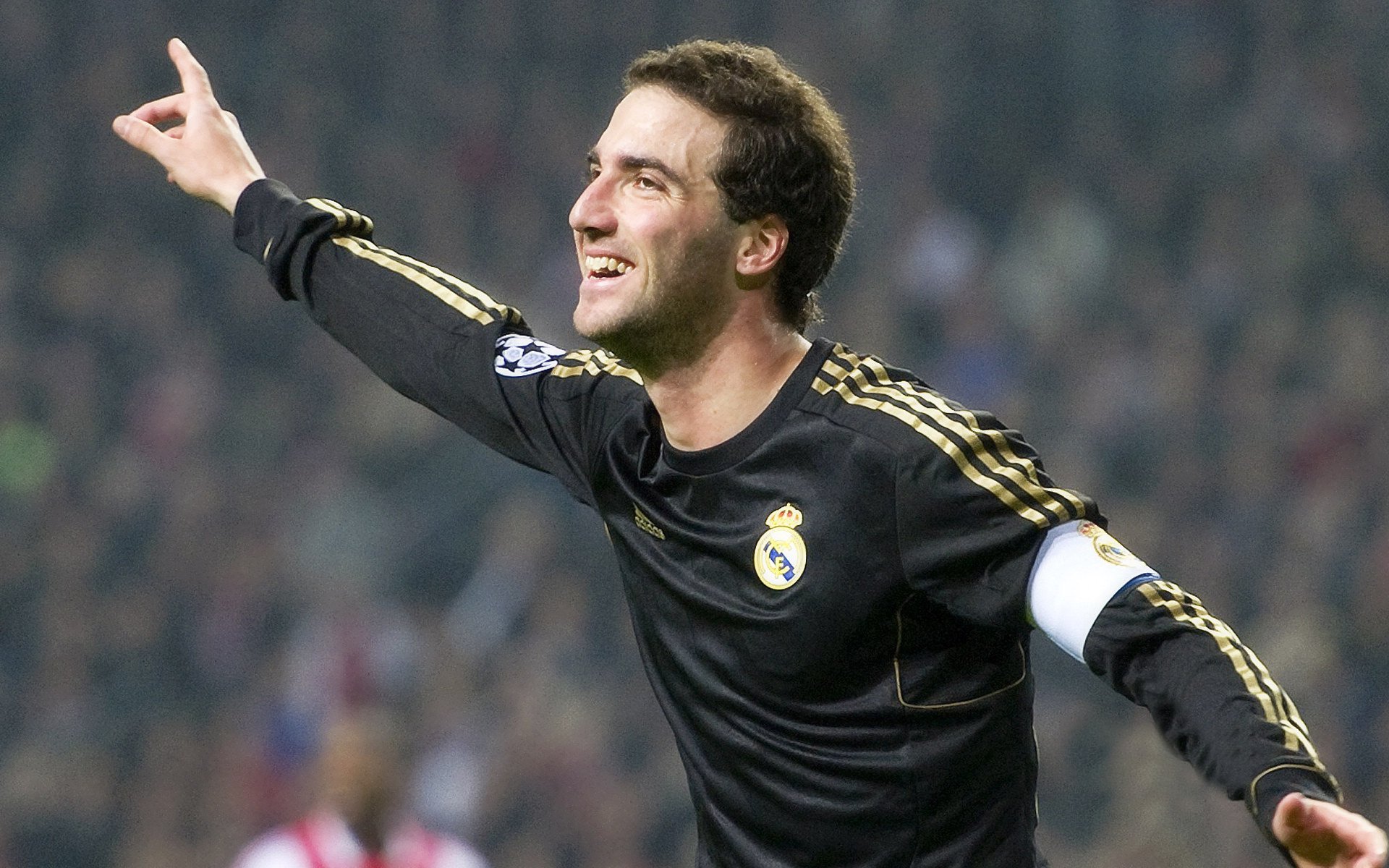 孤胆骑士与燎原之火,当横扫已成定局,利拉德在灰烬中点燃星辰