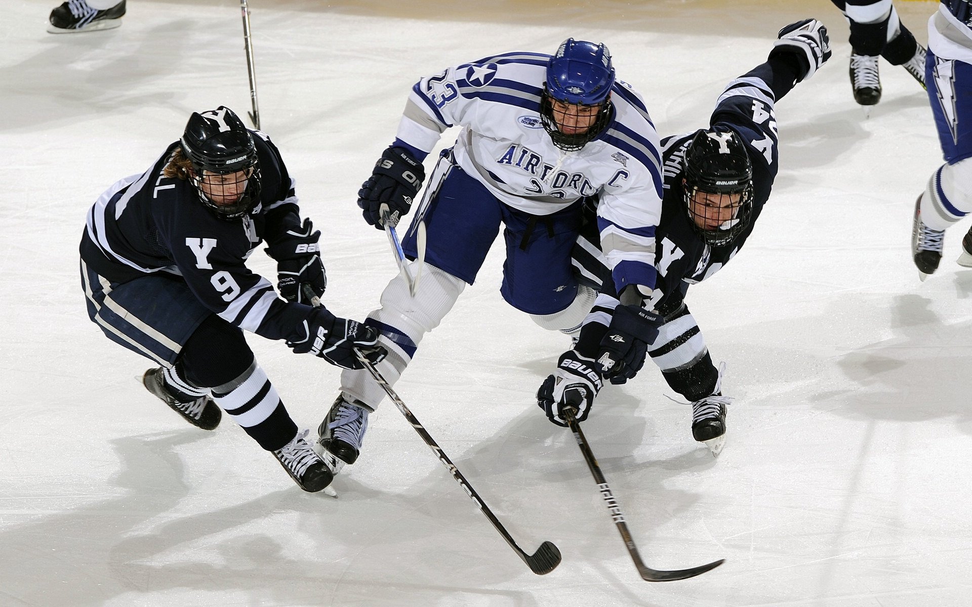 独行侠强压快船，西亚卡姆数据全面爆炸，一场定义季后赛格局的较量