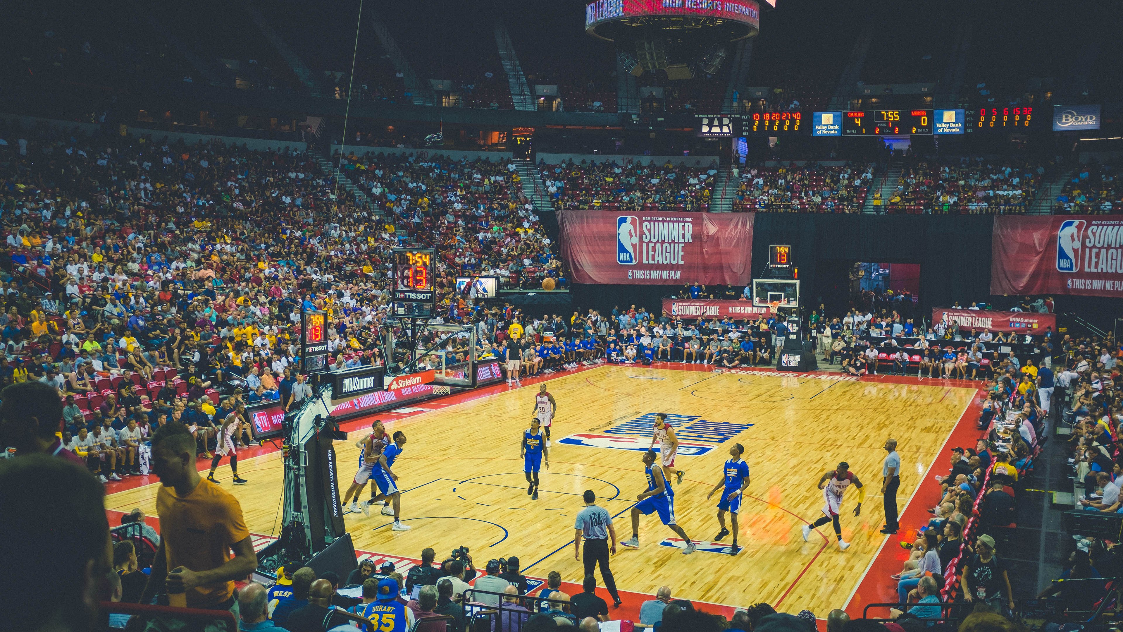 绿茵场上的NBA之夜，内马尔上演总决赛级统治