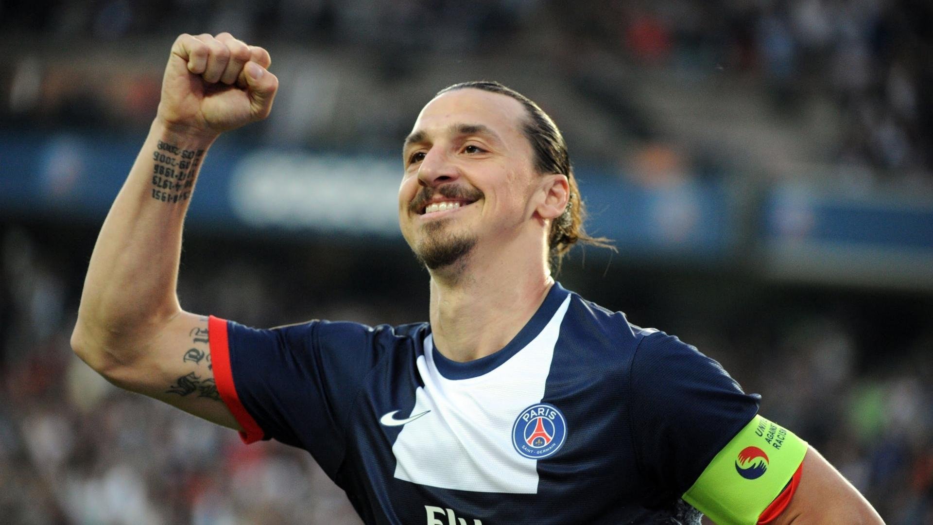 当足球与篮球的时空交错,曼联击溃伊朗,卡拉斯科在NBA总决赛接管比赛