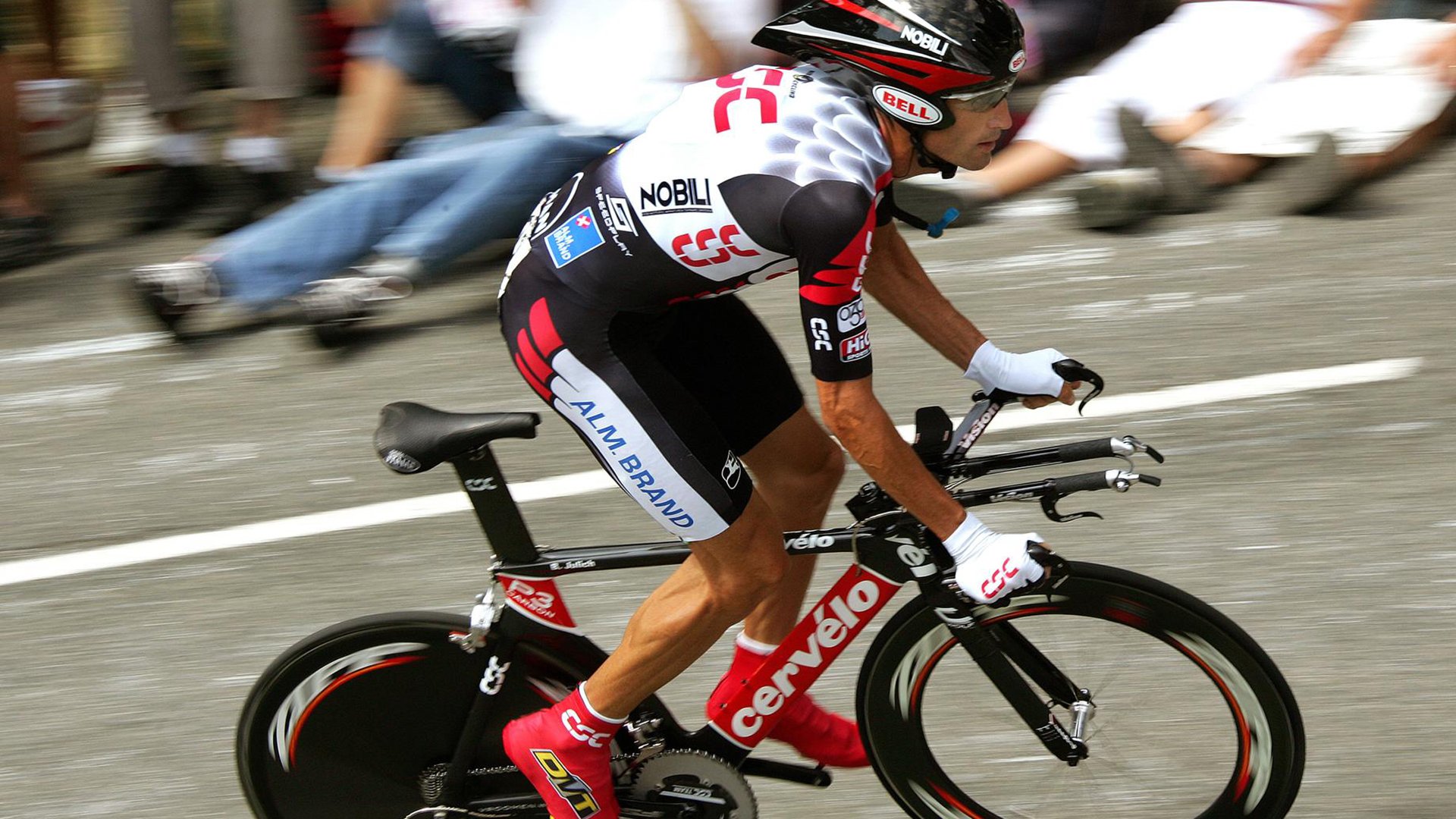 羽坛新章，马来西亚队完胜日本队，马琳统治全场的背后启示