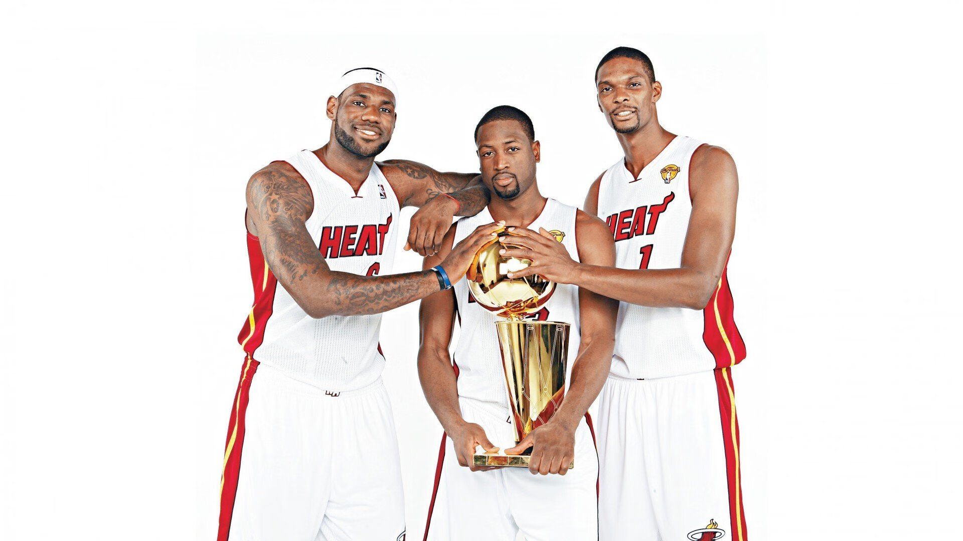 马刺碾压公牛，范弗利特关键制胜，一场战术与意志的较量