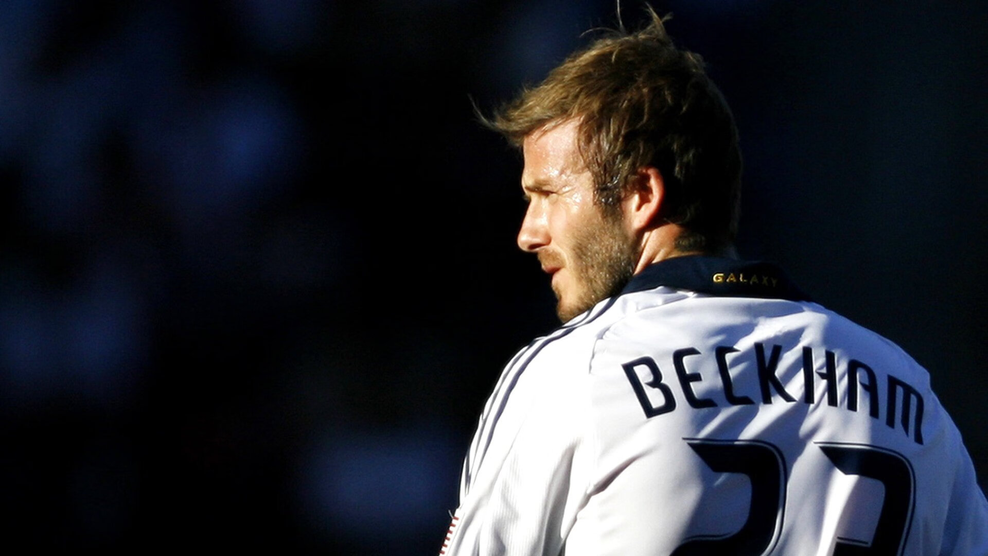 当足球遇见乒乓，一场关于唯一性的幻想对决